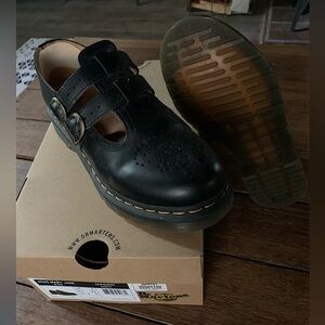 Dr. Martens Mary Jane Size 8